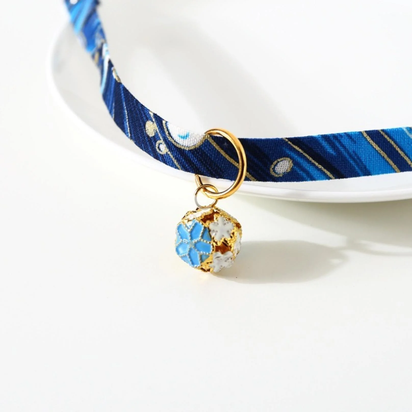 Japanese Style Adjustable Pet Flower Hollow Bell Collar - Image 10