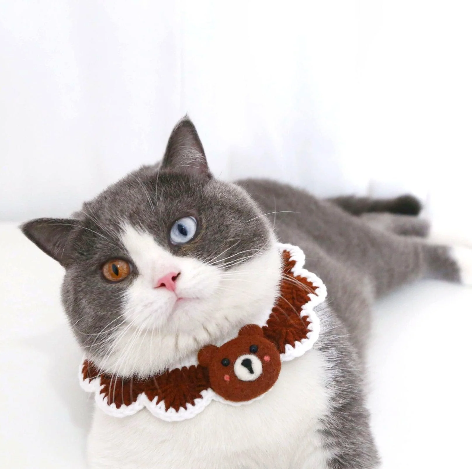 Little Animal Friends Style Knitted Woolen Bibs for Pets - Image 7
