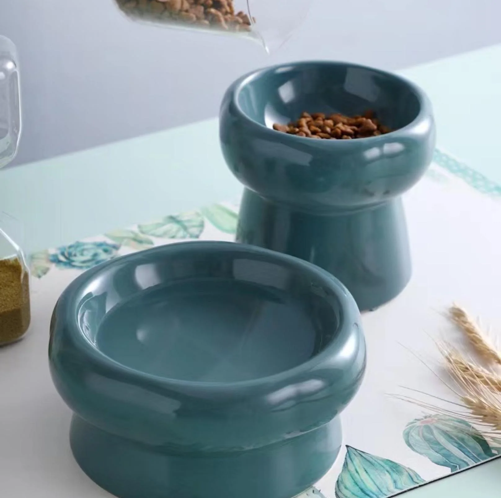 Petal Style Ceramic Cat Bowls and Small Dog Bowls - Image 13
